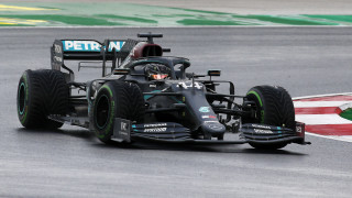 Пилотът на Мерцедес Люис Хамилтън стана световен шампион във Формула