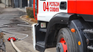 Евакуираха блок заради пожар в апартамент в столичния квартал Дружба