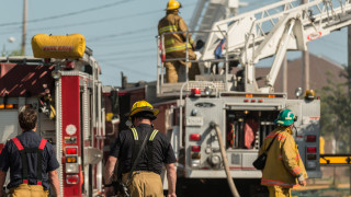 Полицията в Канада разследва изгаряне на 2 католически църкви в