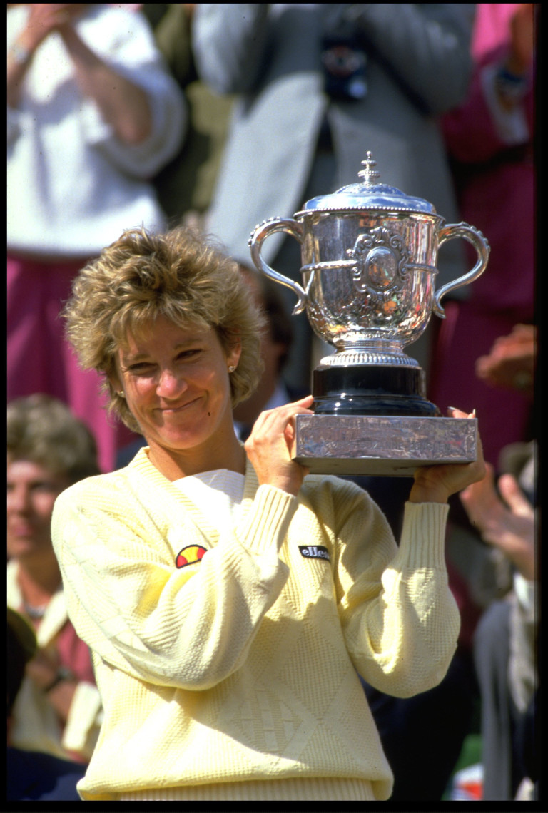 Крис Евърт с титлата от Roland-Garros през 1985 г.