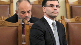 Ударно приемат бюджетите на ДОО и здравната каса за 2011-а