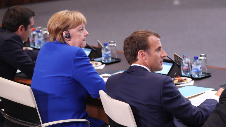 Президентът на Франция Еманюел Макрон вярва, че отслабването на НАТО