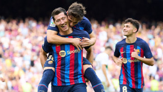 Испанският футболен клуб Барселона съобщи че очаква печалба от 274