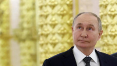 The Moscow Times: Путин вече не сваля бронежилетката