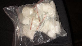 Столични полицаи задържаха 45 годишен руснак с почти 1 килограм наркотици