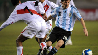 Футболистите на Перу плашат с бойкот