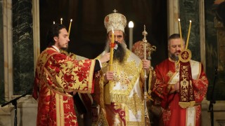 Отново неизказаната Божия милост се докосва до сърцата ни изпитвайки