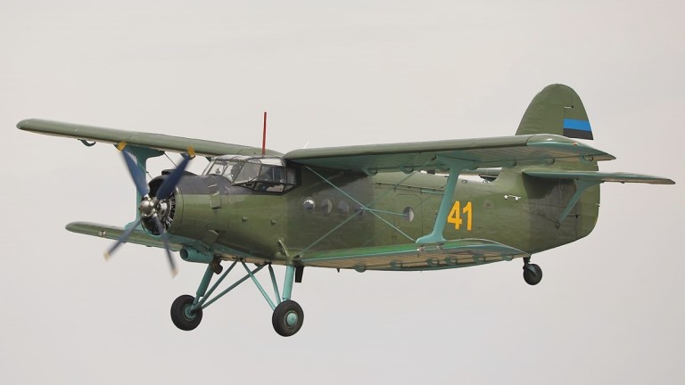 Дезинфекцират ямболския квартал Райна Княгиня със селскостопански самолет Ан-2, съобщиха