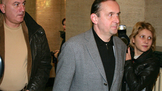 Разпитват бащата на свидетел по делото "Топлото"