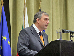 Калфин се срещна с външните министри на Украйна и Сенегал