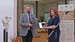 Йотова иска повече пари за археология