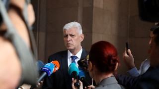 България няма да дава тежко въоръжение на Украйна а Министерството