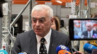 Машините за гласуване са напълно защитени и не съществува възможност