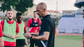 Амос Юга е готов да се завърне на помощ на