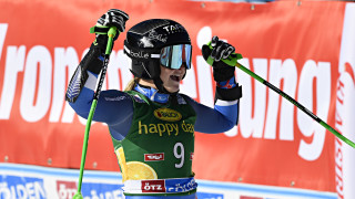 17 годишната новозеландка Алис Робинсън спечели първата си победа в Световната