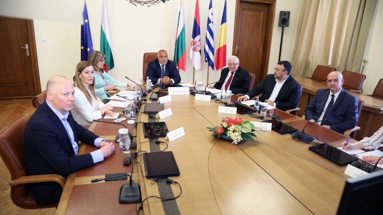 От 1 юни се разрешава пътуването между България, Гърция и