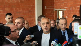 Премиерът не уволнявал урбулешката