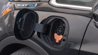 GM сменя батериите на 142 хил. Chevrolet Bolt заради опасност от пожар