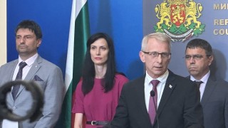 Габриел и Денков отричат името Алексей Петров да е било обсъждано за пост