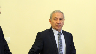 Огнян Герджиков ще участва в лидерската битка в 25 МИР