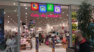 Полската верига за детски играчки и облекло Smyk възнамерява да стъпи