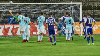 Вратарят Мартин Луков стана поредният основен футболист който напусна Дунав