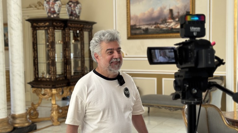 Димитър Митовски зад кадър на фотосите на шести сезон на