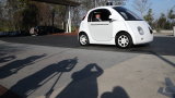 Автономна кола на Google катастрофира в автобус