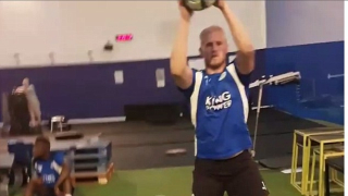 Френският първодивизионен футболен клуб Ница иска да привлече в състава