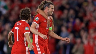 Гарет Бейл призова младите играчи на Уелс да останат спокойни