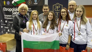 Министър Кралев награди призьорите от турнира "Сабята на Етрополски"