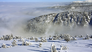 Времето остава топло за сезона с незначителни валежи на отделни