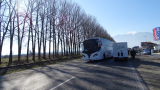 Продължава изтеглянето на британските туристи от Банско които не са