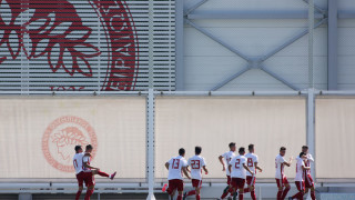 Олимпиакос победи категорично Милан с 3 0 във финала на Младежката