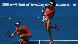 Австралийката Саманта Стосър и китайката Джън Шуей спечелиха турнира на