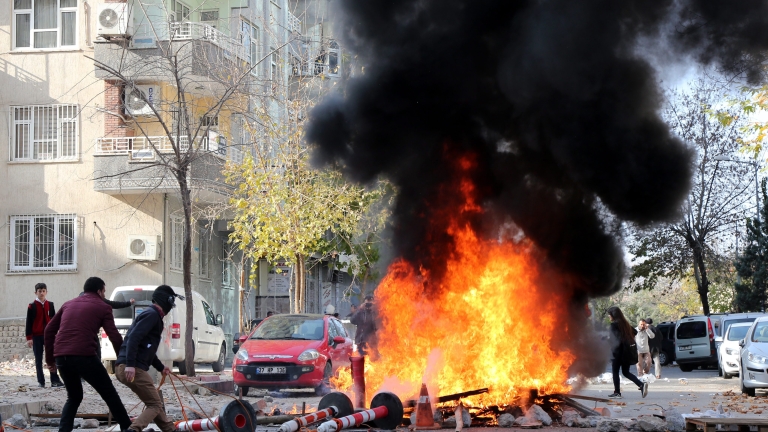 Поредни сблъсъци между полиция и кюрди в Турция 