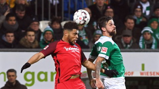 Отборите на Вердер Бремен и Айнтрахт Франкфурт сътвориха драматично равенство