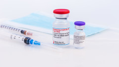Moderna скептична за ефективността на ваксината си към Омикрон