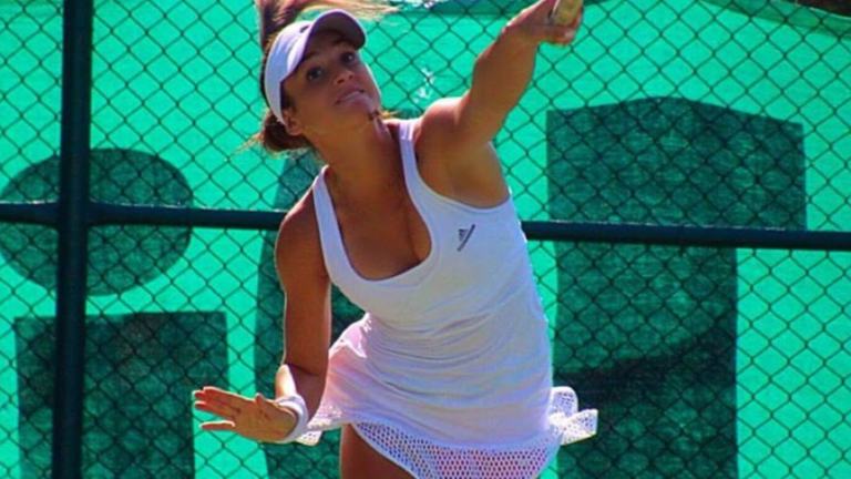 Ани Вангелова на осминафинал в Анталия 