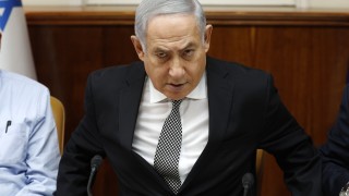 Премиерът на Израел Бенямин Нетаняху и съпругата му Сара бяха