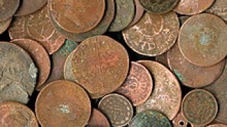 Залавят мъж с антични предмети и монети в Лясковец 