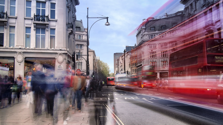 Норвегия купи изгодно част от емблематична улица в Лондон след "Брекзит"