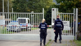Германските прокурори в градовете Кобленц и Олденбург заявиха във вторник