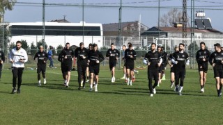 Представителният отбор на Локомотив Пловдив продължава със своята зимна подготовка