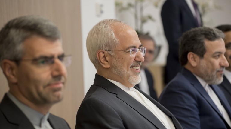 САЩ подготвят агресивни санкции срещу Иран