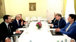 Австрия няма нови условия за приемането ни и в сухопътен