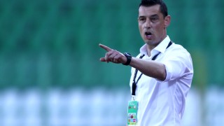Старши треньорът на Локомотив Пловдив Александър Томаш изведе тима за