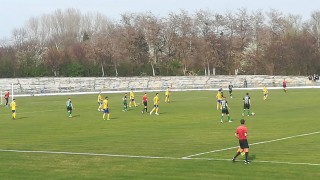 Пета поредна победа към серията си добави тимът на Нефтохимик