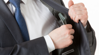 Минималната работна заплата в България става 710 лева от 1