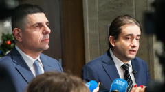 ДБ: Мобилният сигнал на Ларгото е заглушен или изкуствено претоварен заради протеста довечера